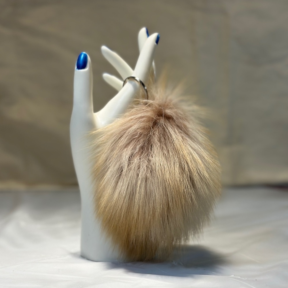 Tan Highlight Fur Keychain